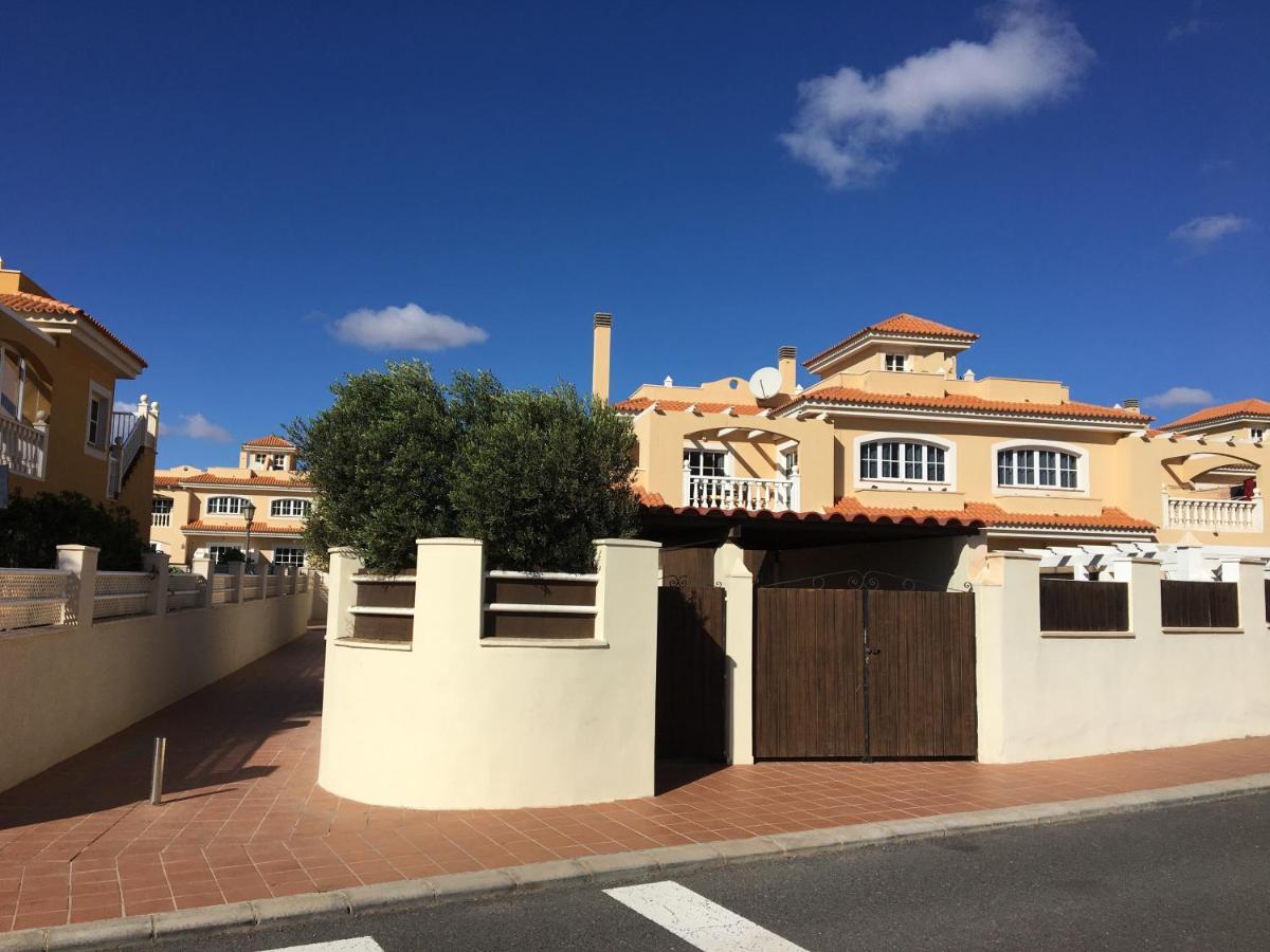 Las Rocas Golf And Sea Caleta De Fuste Exterior photo