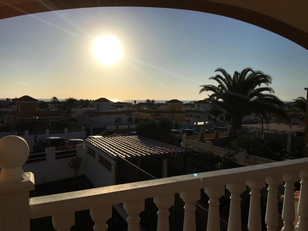 Las Rocas Golf And Sea Caleta De Fuste Exterior photo